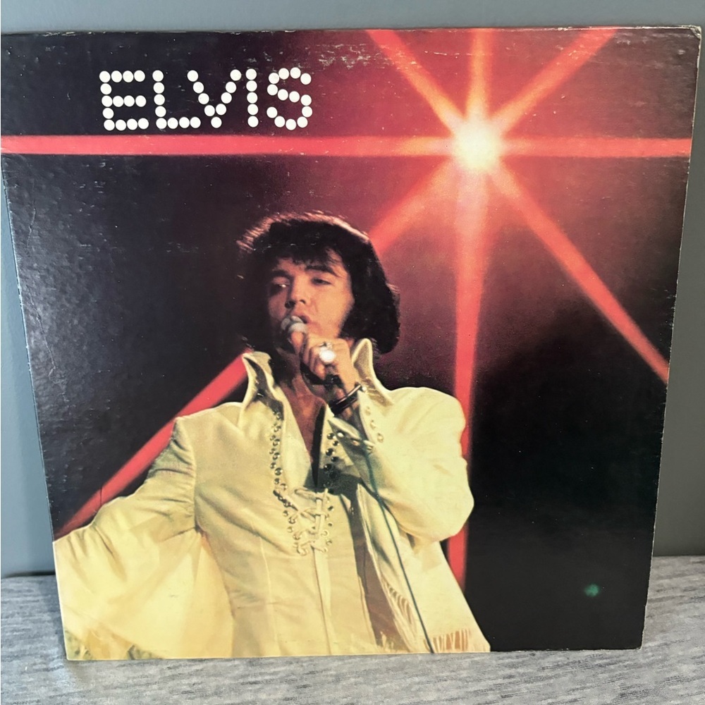 Elvis Presley Vinyl Record Bundle (4) – In Concert, I Got Lucky, RCA Camden LPs - Picture 2 of 13